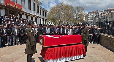 Hayatını kaybeden piyade er Yılmaz, toprağa verildi