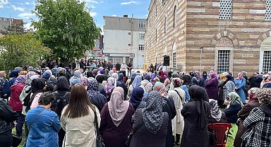 Hayrabolu'da hacı adayları dualarla uğurlandı