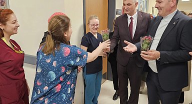 Hemşirelere sürpriz kutlama