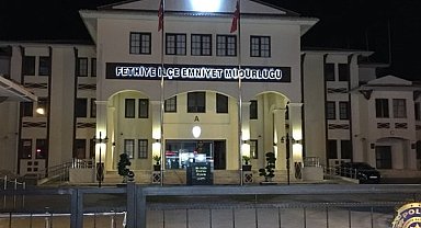 Hırsızlık yaptığı evde ilaç içince yakalandı