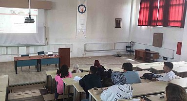 Hisarcık MYO'da "CV Hazırlama ve Mülakat Teknikleri" konulu konferans