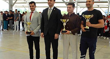 Hisarcık'ta yarışmalarda dereceye giren öğrenciler ödüllendirildi