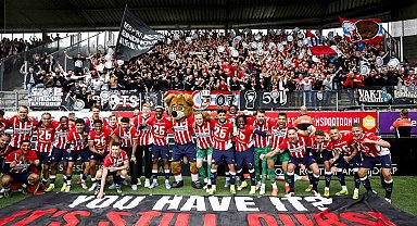 Hollanda'da şampiyon PSV