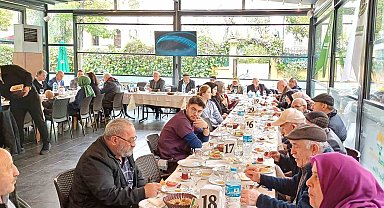 Huzurevi sakinlerine moral etkinliği