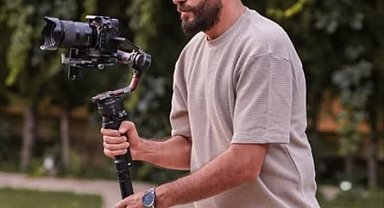 İçinde iki kuzenin bulunduğu otomobil karşı şeride geçip tıra çarptı: 2 ölü