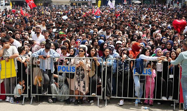 Iğdır'da 1 Mayıs Emek ve Dayanışma Günü coşkuyla kutlandı