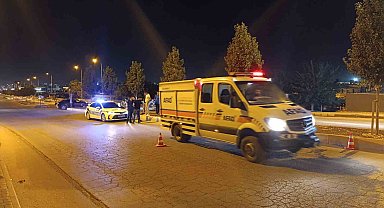 İki otomobil çarpıştı: 2 yaralı