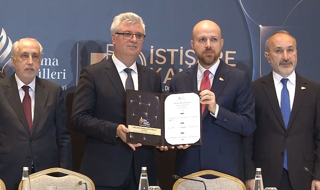 İlim Yayma Ödülleri sahibi bilim adamları 'Sağlıkta Teknolojik İstiklal' bildirisini açıkladı