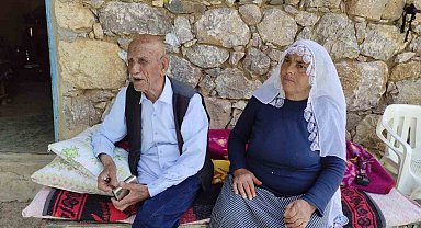 İlk aşkını alamayan Mehmet Reşit dede, 3 evlilik yapıp 28 çocuğundan ilkinin adını sevdiği kadın 'Rağda'nın ismini koydu