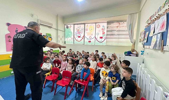 İncirliova'da miniklere yangın ve afet eğitimi