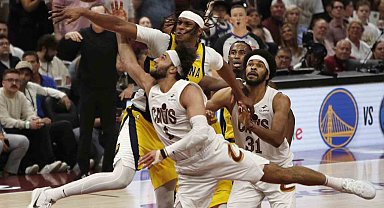 Indiana son saniyede attı, seriyi 2-0 yaptı