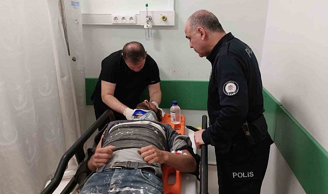 İnşaattan düşen işçi ölümden döndü