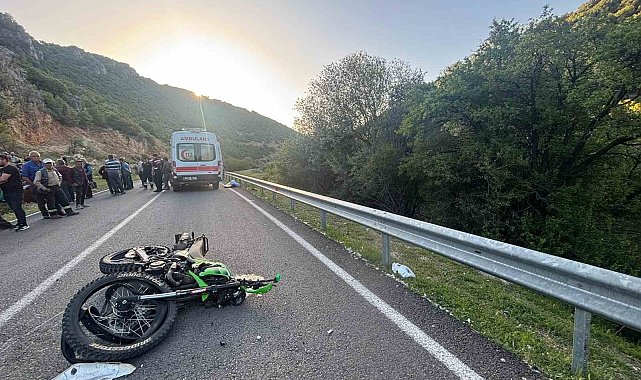 Isparta'da bariyerlere çarpan motosikletteki lise öğrencisi hayatını kaybetti