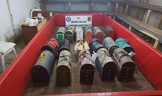 Isparta'da horoz dövüşüne jandarma baskını