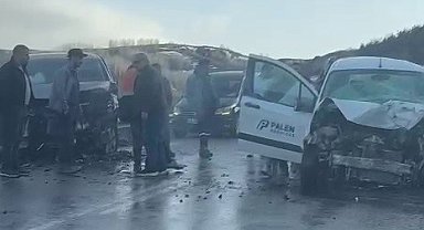 İspir'de trafik kazası: 4 yaralı