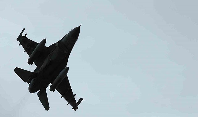 İsrail savaş uçağı, "teknik arıza" nedeniyle taşıdığı bombayı düşürdü