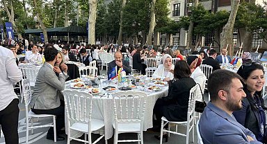 İstanbul Erkek Lisesi'nde Asırlık Okullar Vakfı Olağanüstü Genel Kurul ve Lansman töreni düzenlendi