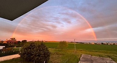 İstanbul'da gökkuşağı ve günbatımı mest etti