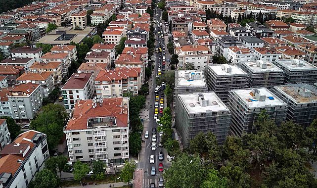 İstanbul'da İSKİ yolu kapattı vatandaş çileden çıktı