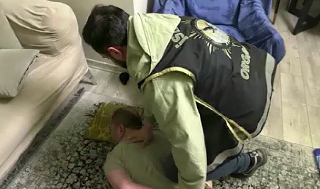 İstanbul'da sokak çetelerine ve onlara silah temin eden silah imalatçılarına operasyon