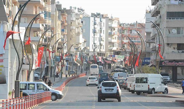 İzmir'de trafiğe kayıtlı araç sayısı 2 milyona yaklaştı