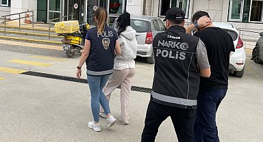 İzmir'in turistik ilçelerinde zehir tacirlerine operasyon