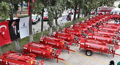 İzmir'de afetlere karşı güçlü adım... Orman köylerine 125 su tankeri