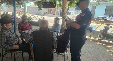 Jandarma Efeler'de denetimlerine devam ediyor