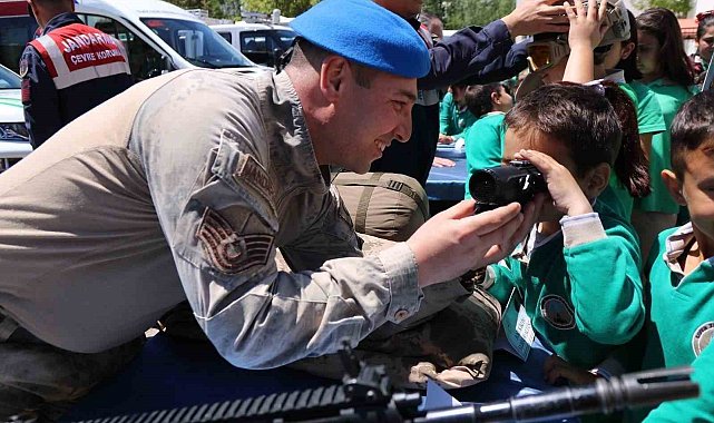 Jandarmadan tanıtım ve bilgilendirme atağı