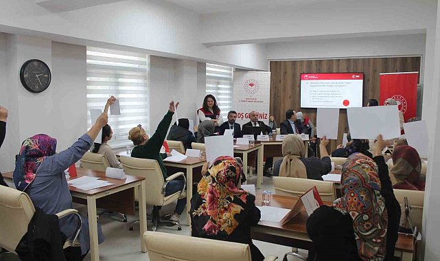 Kadın çiftçiler bilgileriyle yarıştı