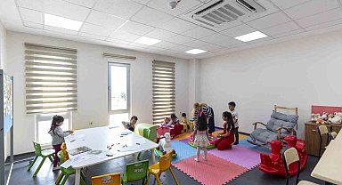 Kadınlar eğitimde, çocuklar güvende