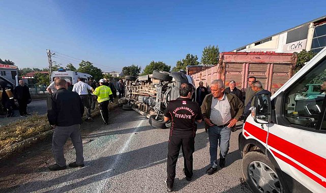 Kahramanmaraş'ta işçi servisi ile otomobil çarpıştı: 12 yaralı