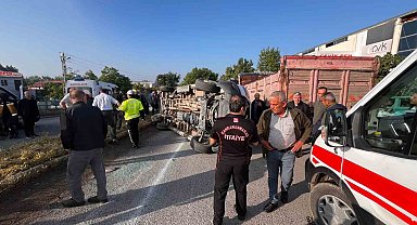 Kahramanmaraş'ta işçi servisi ile otomobil çarpıştı: 12 yaralı