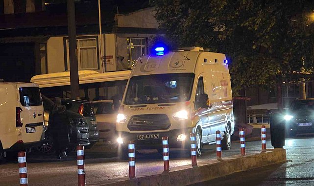 Kaldırımdan düşen kadın yaralandı
