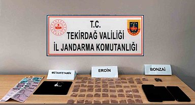 Kaput altındaki özel bölmeden uyuşturucu çıktı: 2 kişi tutuklandı