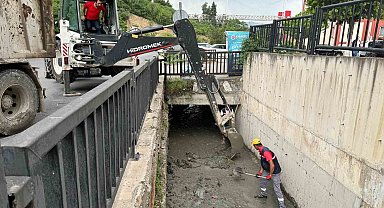 Karabük Belediyesinden dere yataklarında temizlik çalışması