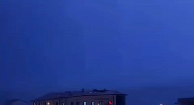 Karabük'te şimşekler görsel şölen oluşturdu