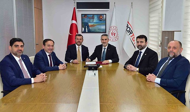 Karabük'ün 28 mahallede spor alanları yenileniyor