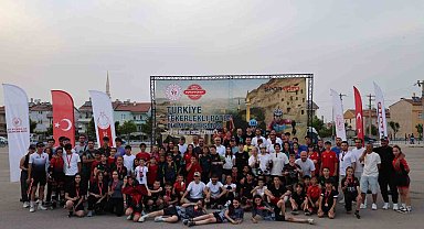 Karaman'da düzenlenen tekerlekli paten yarışması sona erdi