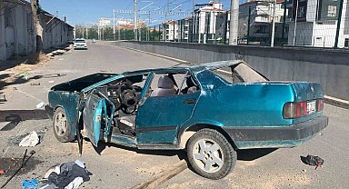 Karaman'da takla atan Tofaş demir yığınına döndü