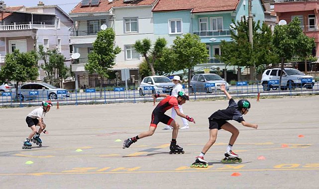 Karaman'da tekerlekli paten heyecanı başladı