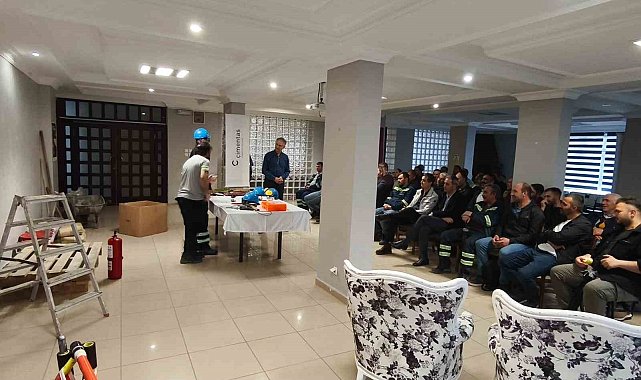 Kars'ta 'Bana bir şey olmaz abi' oyunu sahnelendi