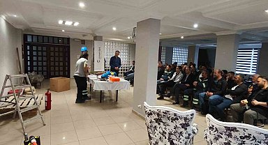 Kars'ta 'Bana bir şey olmaz abi' oyunu sahnelendi