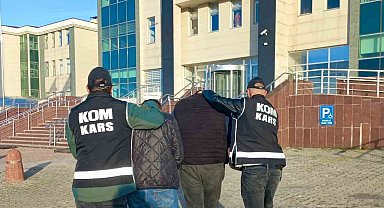 Kars'ta 9 yıl hapis cezaları bulunan ağabeyi ve kardeşi yakalandı