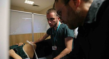 Kars'ta anne ve babalar bebeklerinin gülüşünü doğmadan görebilecek