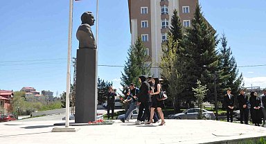Kars'ta Haydar Aliyev'in 102. doğum günü kutlandı