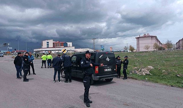 Kars'ta okul çevreleri polislere emanet