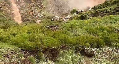 Kars'ta sağanak sele neden oldu, Akyaka Kanyonu'nda şelaleler oluştu