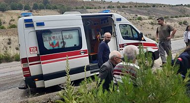 Karşı şeride geçip şarampole uçan otomobili sürücüsü yaralandı