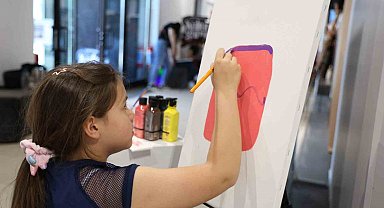 Kartepe'de sanat rüzgarı esti